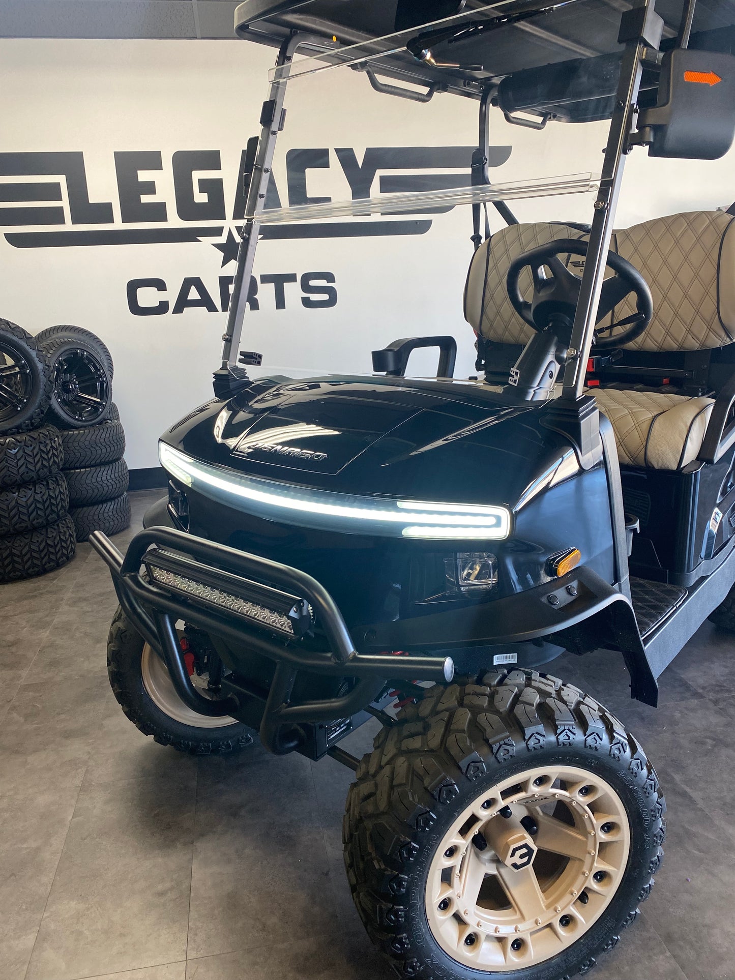 2025 DENAGO NOMAD XL 2+2 LIFTED LITHIUM 4 PASSENGER GOLF CART