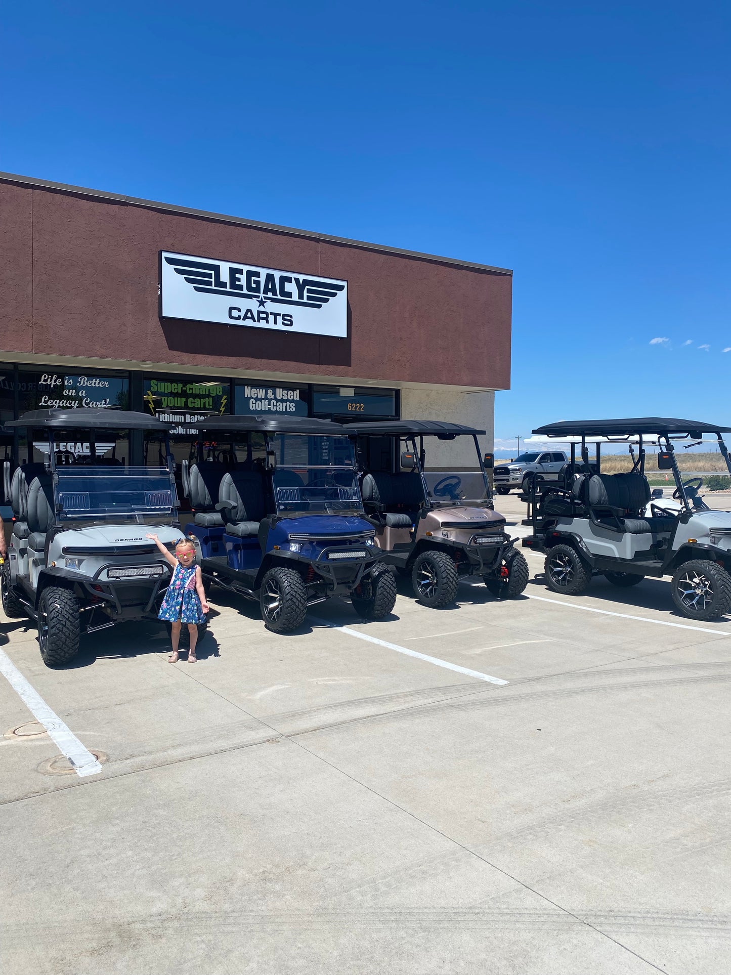 2025 DENAGO NOMAD XL 2+2 LIFTED LITHIUM 4 PASSENGER GOLF CART