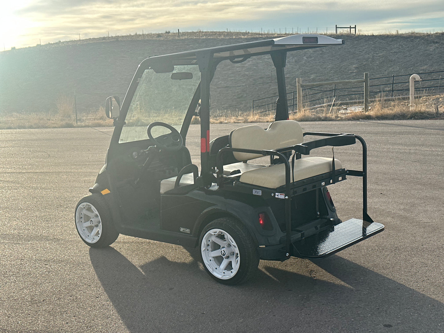 2013 ezgo 2five lsv