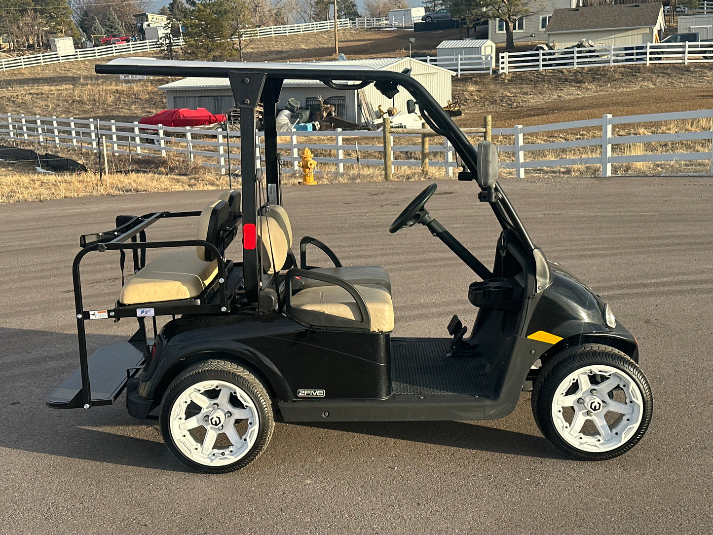 2013 ezgo 2five lsv